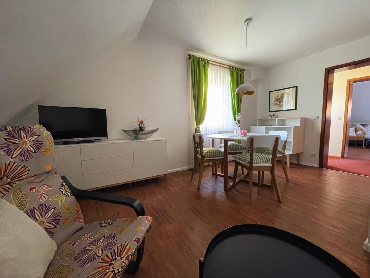 Zum Schwanen Garni Hotel Buggingen Bagian luar foto